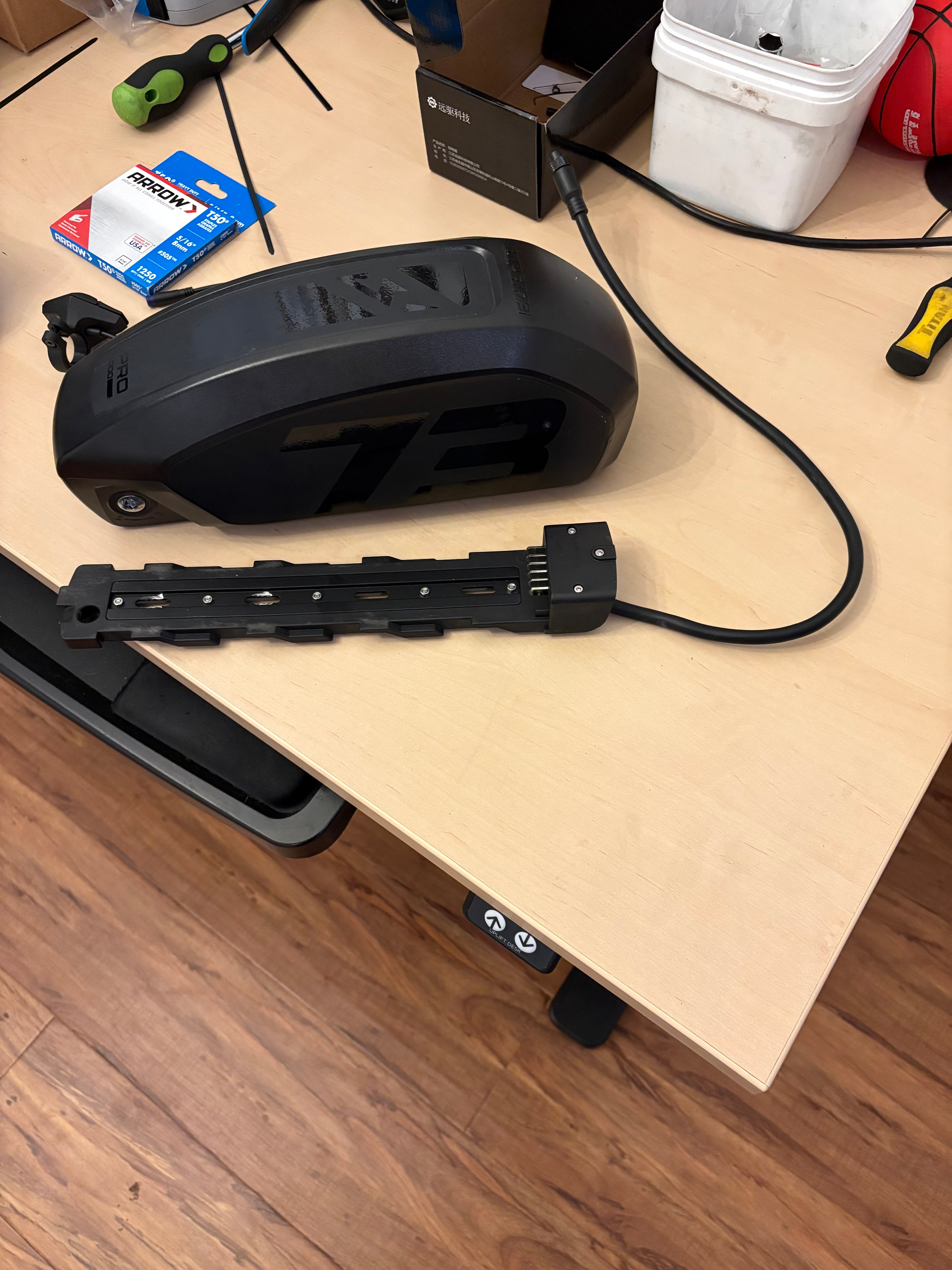 Chi battery and stock battery